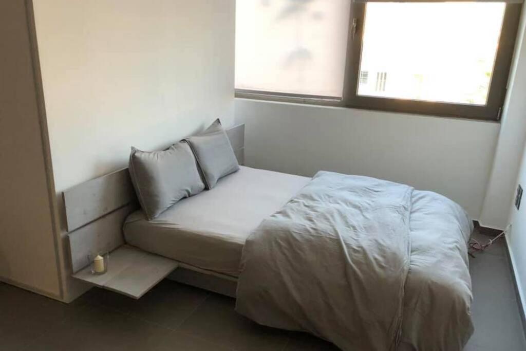 Hitech Appartment Amaliada Eksteriør billede