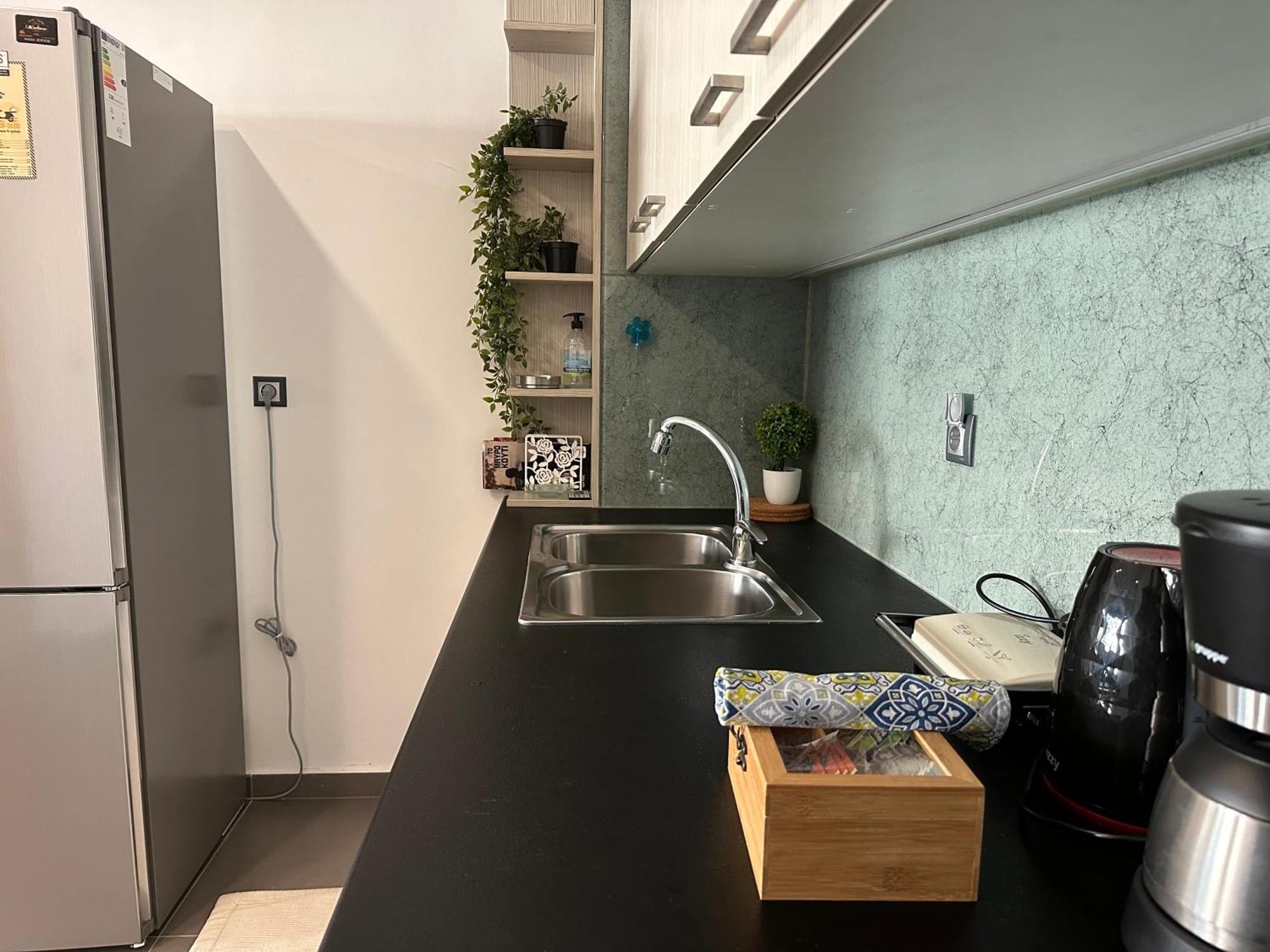 Hitech Appartment Amaliada Eksteriør billede